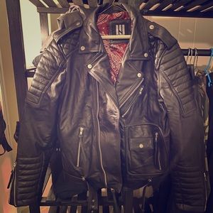 Men’s Leather Jacket